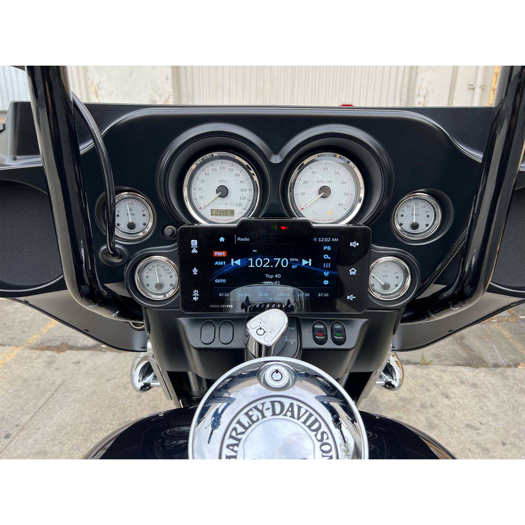 Soundstream HDHU.9813SG (WHD.SG) Radio Headunit for '98-13 Street Glide Only