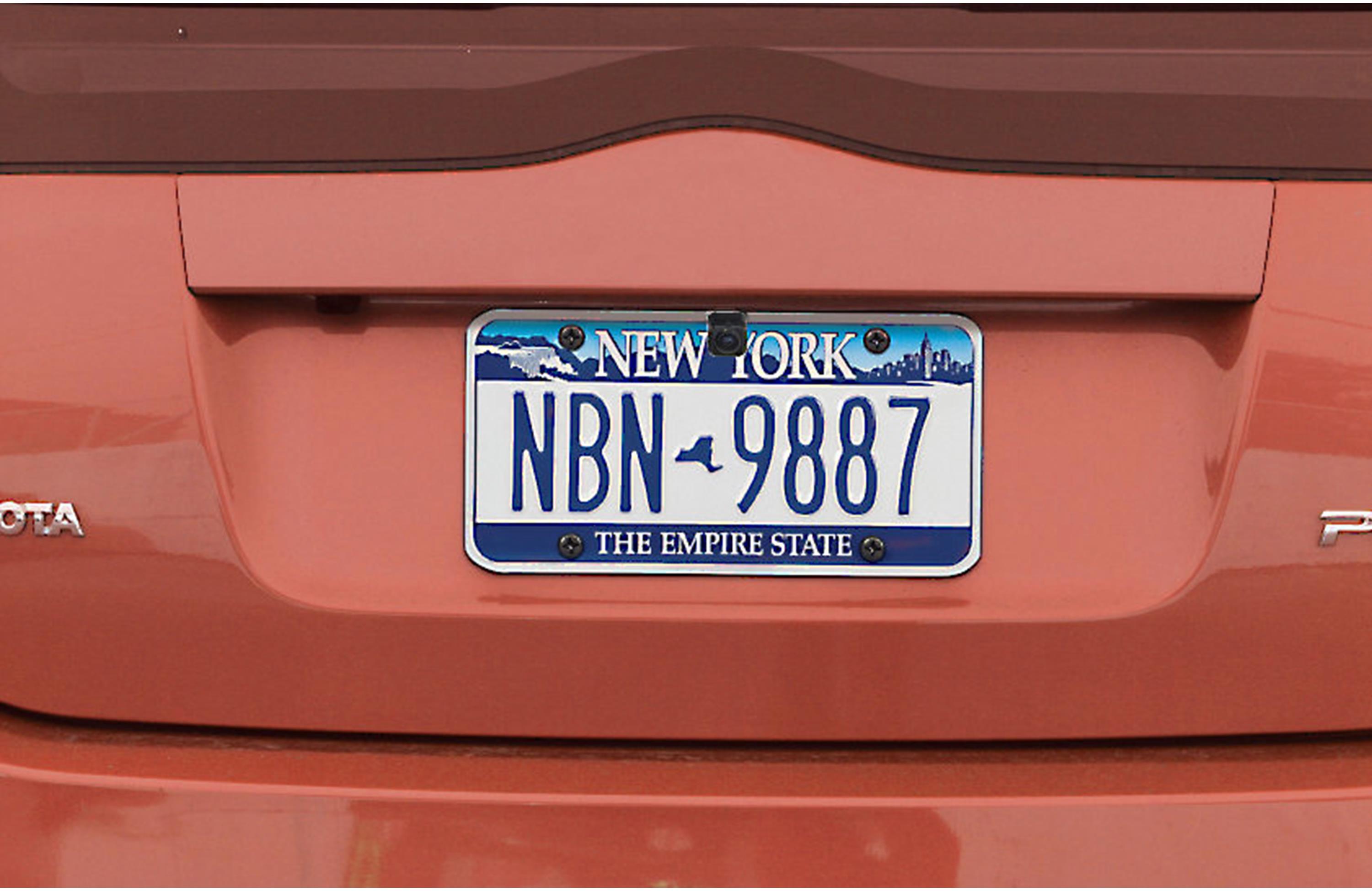 AUDIOVOX - ACA800 License Plate Mounted Back-up Camera - Freeman's Car Stereo