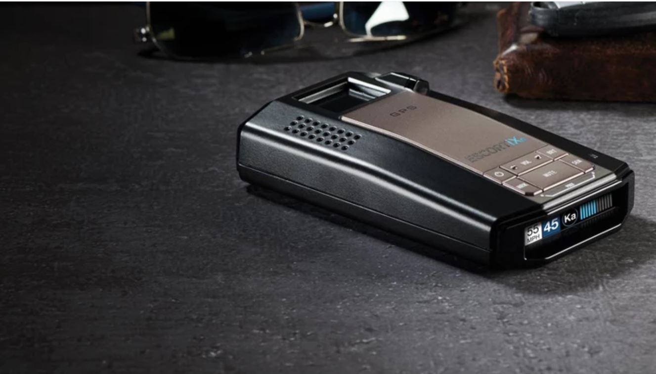 Escort iXc Radar/Laser Detector - Freeman's Car Stereo
