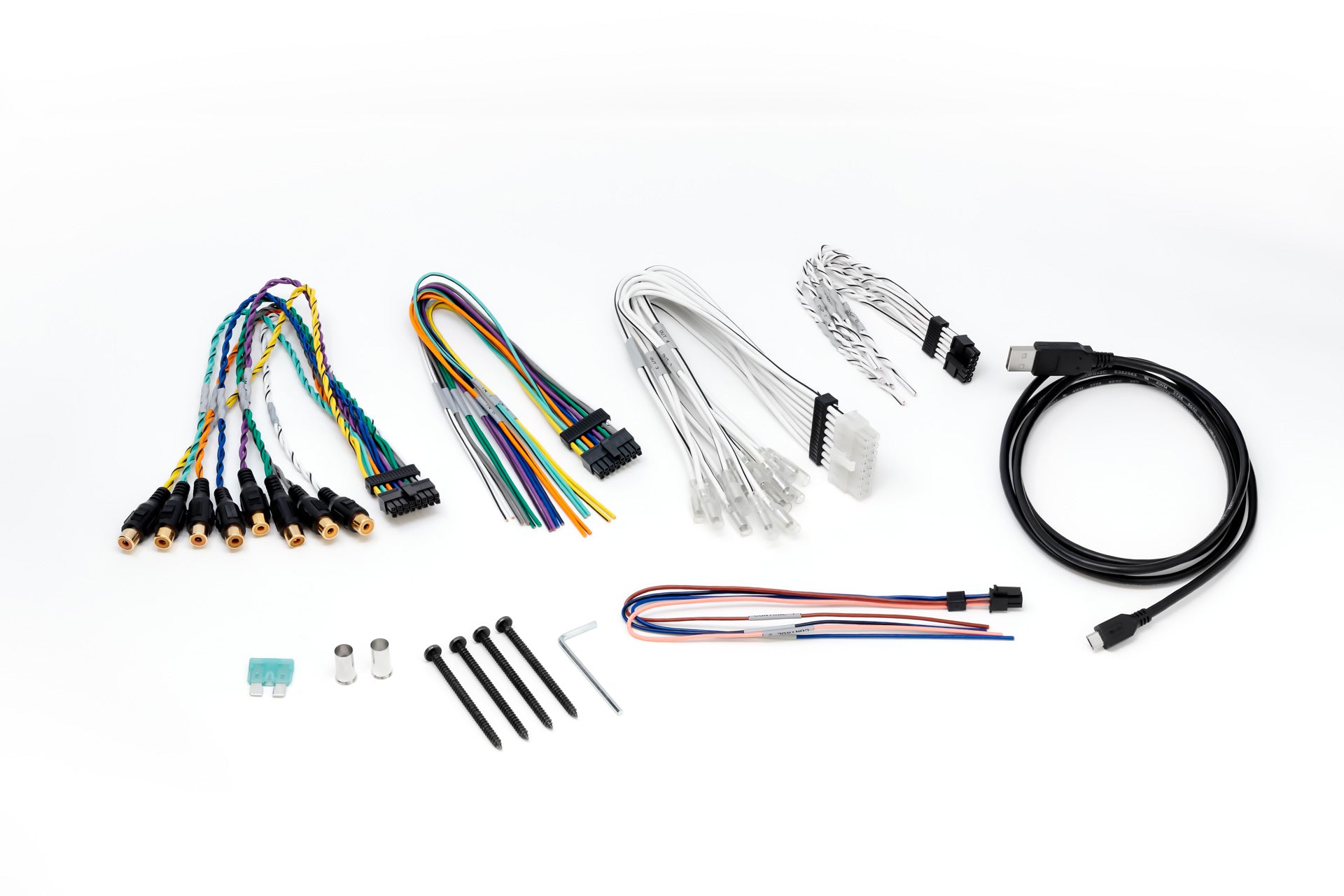 Included cables and accessories for Audison Forza amplifiers