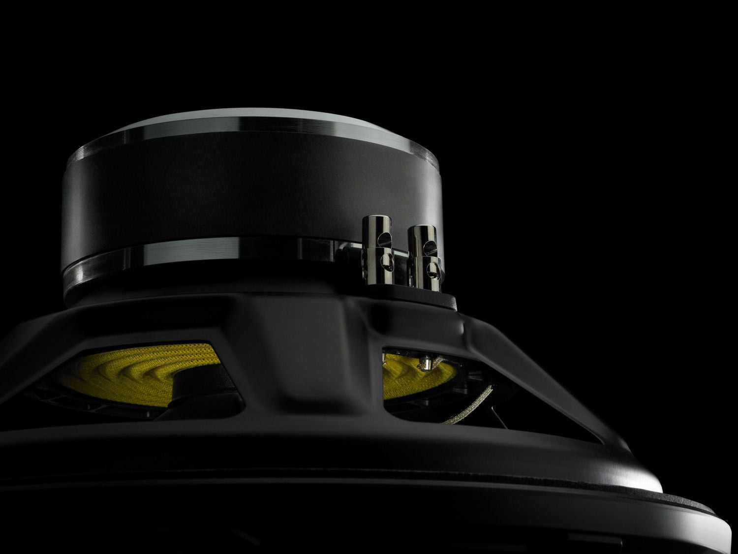 JL AUDIO 10W1v3-4 - W1v3 10-inch Subwoofer Driver (300 W, 4 Ω)